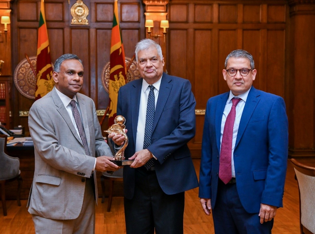 ESQR award received by People’s Leasing presented to His Excellency the President of Sri Lanka